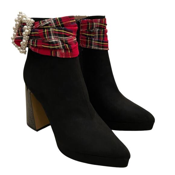 BETSEY JOHNSON Idris Dress Heel Ankle Booties Black Red Multi Plaid Size 8M New - Picture 16 of 16